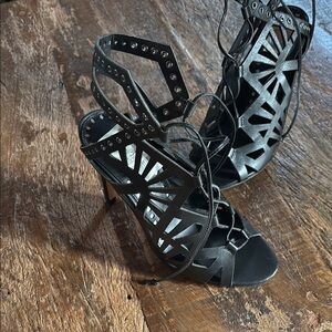 Dolce Vita black leather Lace-Up Sandals